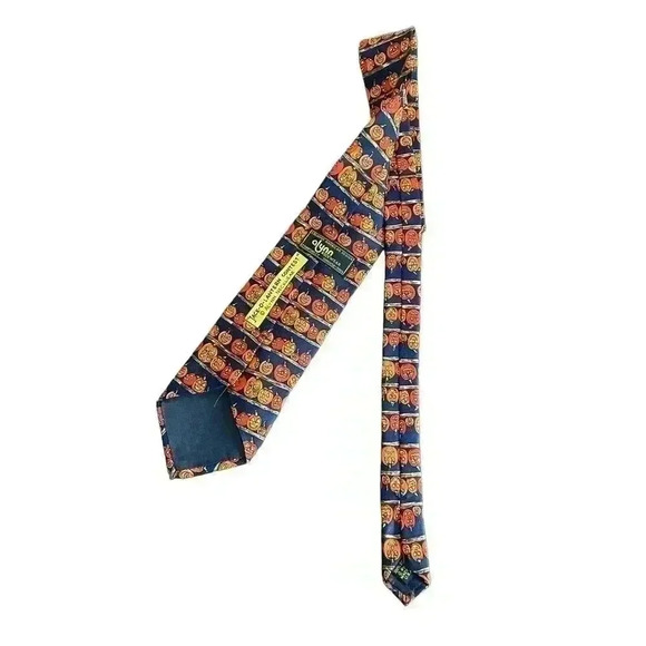 Alynn Neckwear Jack-O-Lantern Contest Tie - Picture 2 of 5